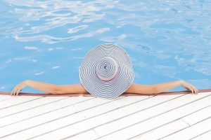 Choosing the Right Material for Your Pool Fencing